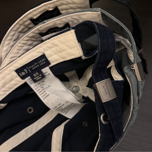 Bundle of 3 A&F Snack Baseball Caps - Picture 8 of 8